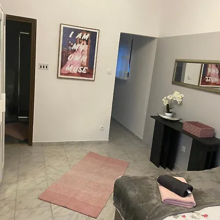 Haus El Milo Ubytování v soukromí Jadranovo