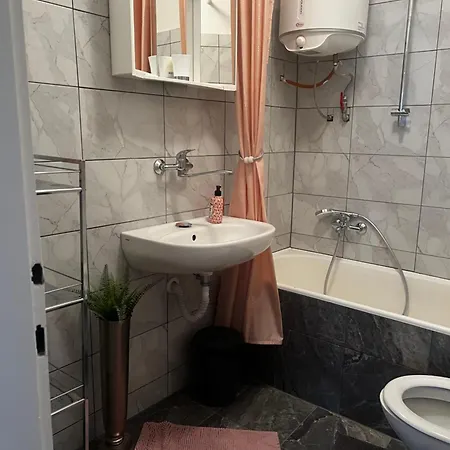 Δωμάτια σε οικογενειακή κατοικία Haus El Milo Jadranovo
