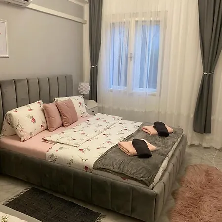 Privatunterkunft Haus El Milo