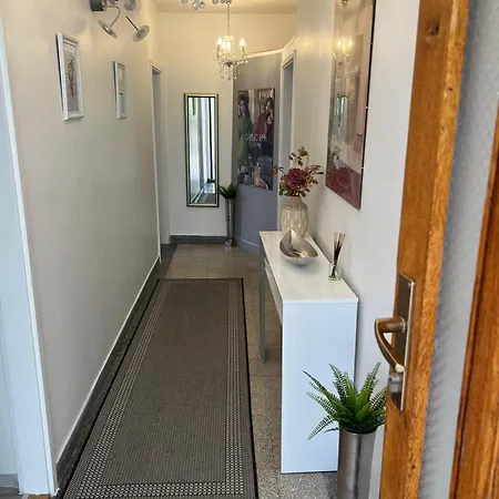 Privatunterkunft Haus El Milo *