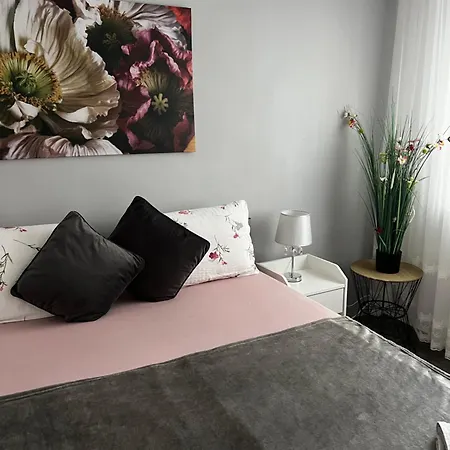 Privatunterkunft Haus El Milo