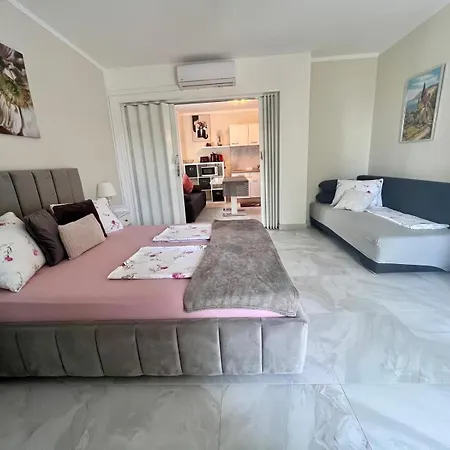 Privatunterkunft Haus El Milo Jadranovo